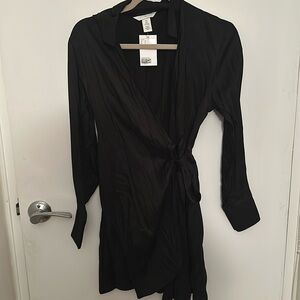 H&M black satin wrapover shirt dress. Size S. NWT